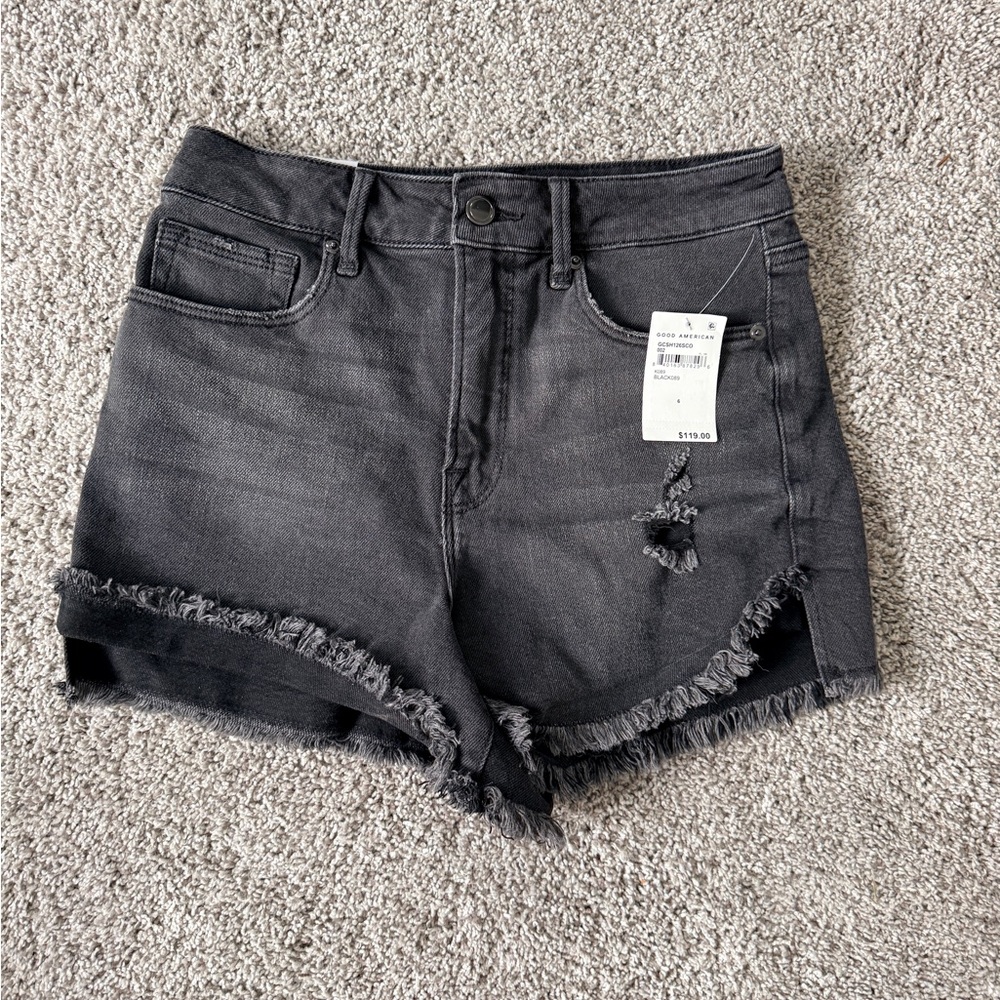 Good American NWT Jean Shorts